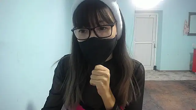 elllaaxx online show from 10-28-25, 03:32