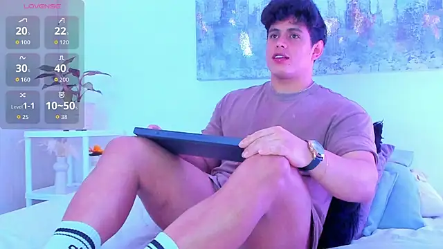 Snapshot of arminjones1 chatting on 10-04-25, 03:37 arminjones1 online show from 10-04-25, 03:37