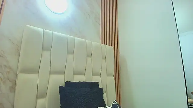 Naughty Kittenm online show from 10-27-25, 11:25