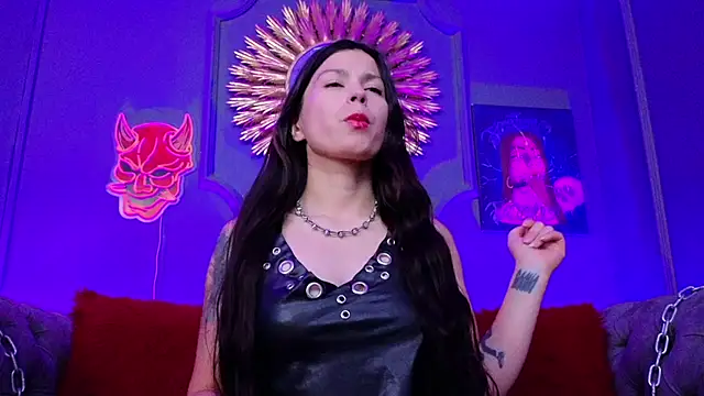 Julieta Russell online show from 03-07-25, 04:44