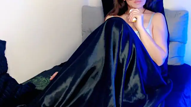 Snapshot of hotmask chatting on 12-22-25, 07:00 hotmask online show from 12-22-25, 07:00