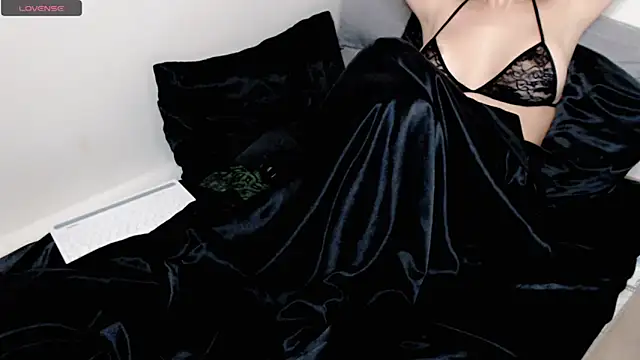 Snapshot of hotmask chatting on 02-01-26, 07:56 hotmask online show from 02-01-26, 07:56