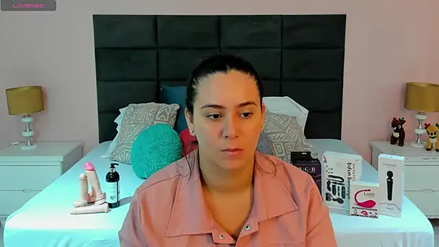 MadisonJenner online show from 11-17-25, 10:43