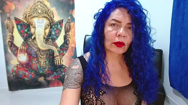 freyadevil333 online show from 01-04-25, 10:24