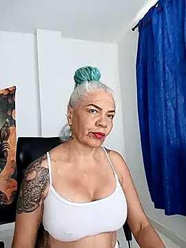 freyadevil333 online show from 01-18-26, 12:42