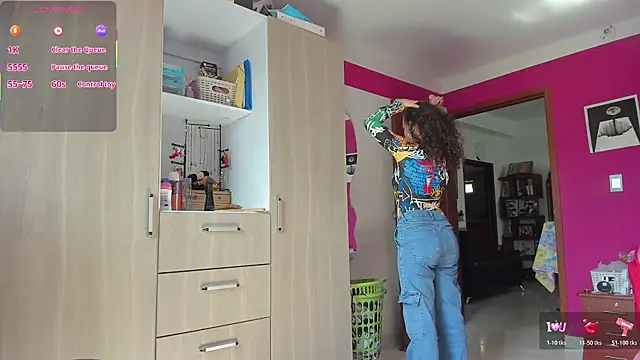 Snapshot of Angela_hank2 chatting on 11-22-25, 02:38 Angela hank2 online show from 11-22-25, 02:38