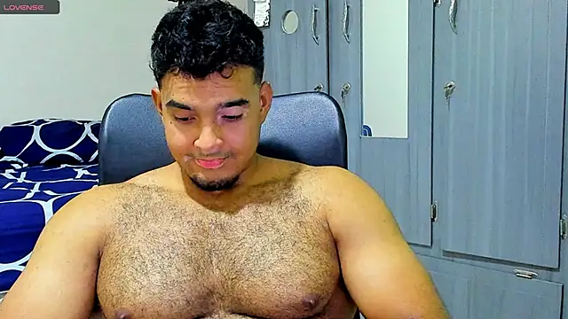 Big furry bear13 online show from 02-04-25, 06:14