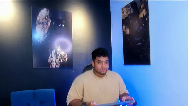 Big furry bear13 online show from 10-30-25, 04:58