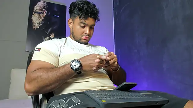 Big furry bear13 online show from 03-06-26, 04:53