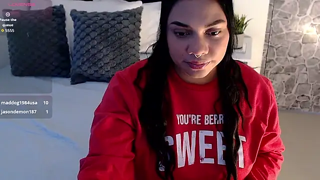 angela santana  online show from 11-07-25, 05:57