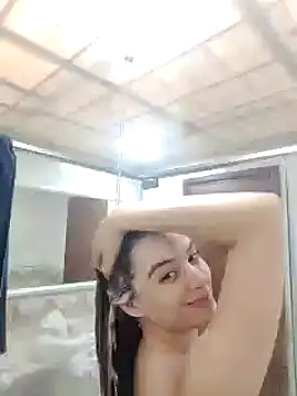 Snapshot of Bellacrox chatting on 01-22-25, 08:49 Bellacrox online show from 01-22-25, 08:49