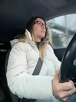 HotXMom online show from 03-04-25, 04:38