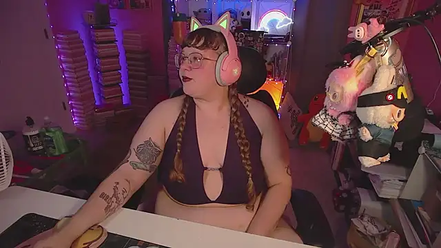 FatVeronica online show from 06-23-26, 02:31