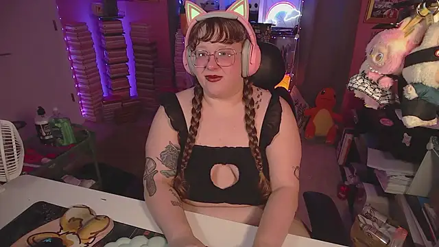 FatVeronica online show from 06-24-26, 02:43