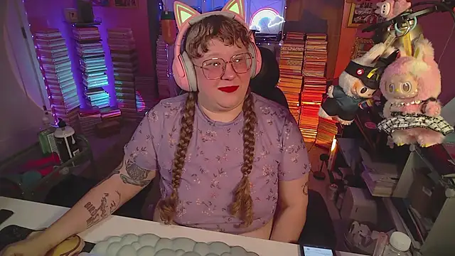 FatVeronica online show from 07-02-26, 05:52