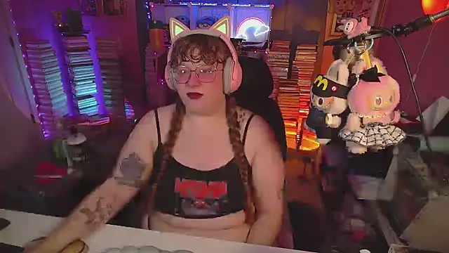 FatVeronica online show from 07-31-26, 06:40