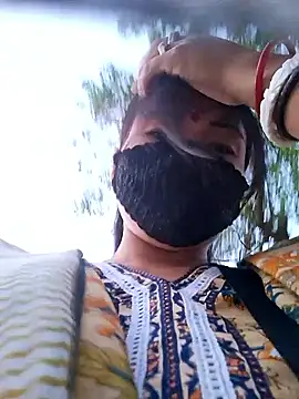 Snapshot of Ishikarana chatting on 10-12-25, 11:53 Ishikarana online show from 10-12-25, 11:53