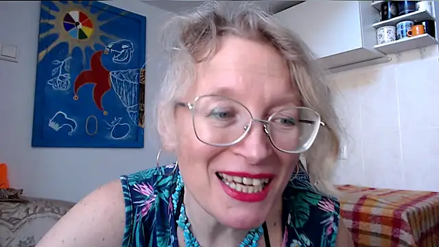 Snapshot of Zosya1111 chatting on 03-09-25, 12:53 Zosya1111 online show from 03-09-25, 12:53