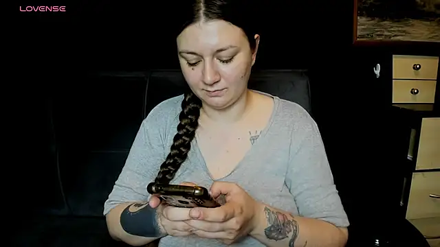 Snapshot of AlisaBacker chatting on 07-14-26, 02:05 AlisaBacker online show from 07-14-26, 02:05
