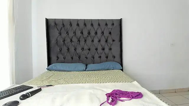 Ass-Queen online show from 10-24-25, 07:38