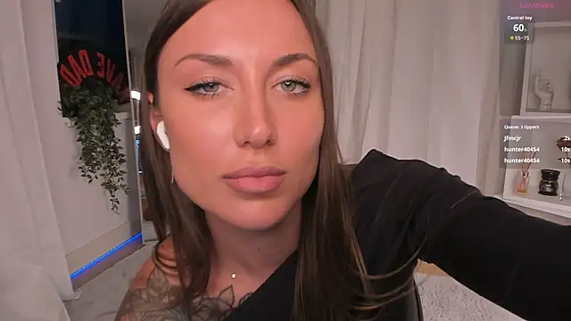 Snapshot of seilyfox chatting on 07-11-26, 06:54 seilyfox online show from 07-11-26, 06:54