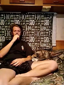 Snapshot of hothippie420 chatting on 12-28-24, 12:47 hothippie420 online show from 12-28-24, 12:47