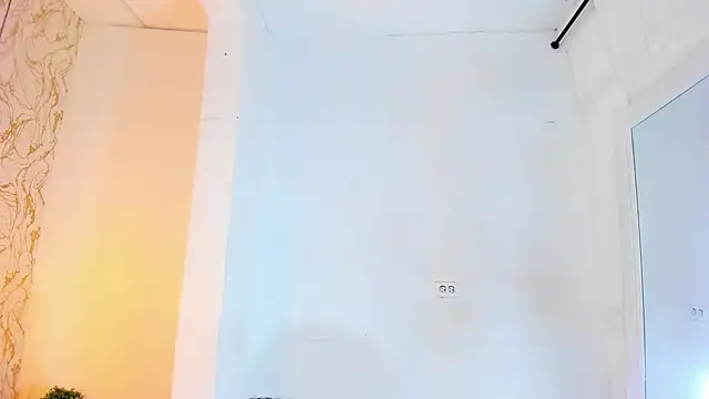 NATALIE PARKERR online show from 02-22-25, 02:08