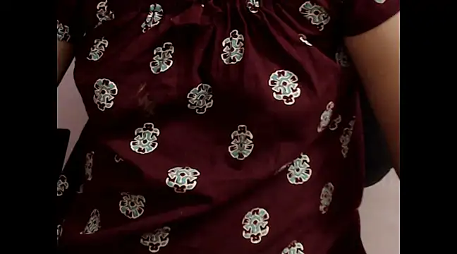 Snapshot of LotusMI chatting on 01-14-25, 04:29 LotusMI online show from 01-14-25, 04:29