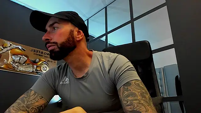 AronGrant online show from 12-14-25, 10:42