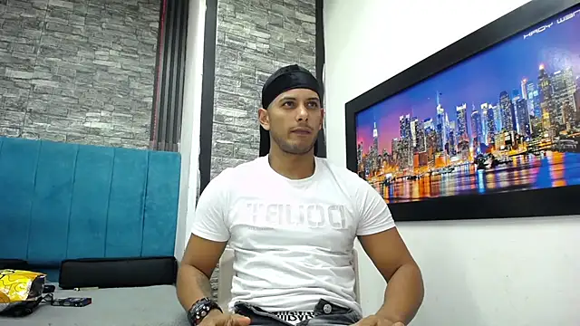 Chris Dick23 online show from 03-07-26, 04:42