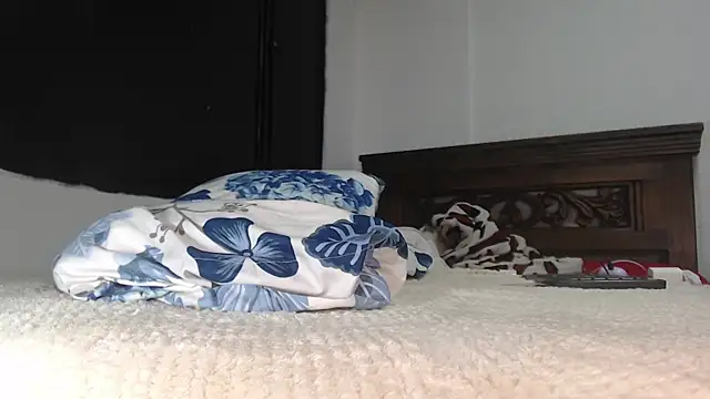 Snapshot of Karentatiana_ chatting on 01-07-26, 10:34 Karentatiana online show from 01-07-26, 10:34