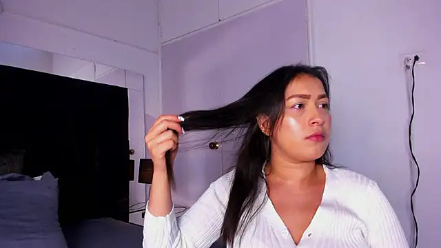 Miaa Garcia online show from 02-08-25, 08:42