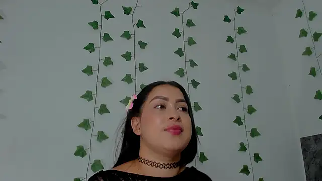 Snapshot of Miaa_Garcia chatting on 05-09-26, 12:16 Miaa Garcia online show from 05-09-26, 12:16