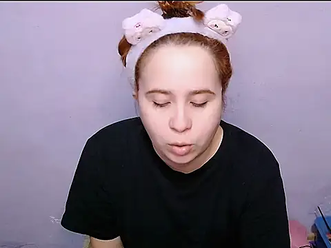 SubLayla01 online show from 06-18-26, 06:34