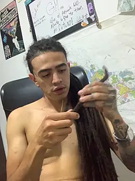 JovenDesobediente online show from 09-11-25, 02:44