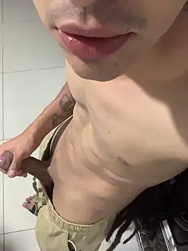 JovenDesobediente online show from 09-12-25, 04:56