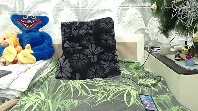 CamDiva113 online show from 02-16-25, 03:05