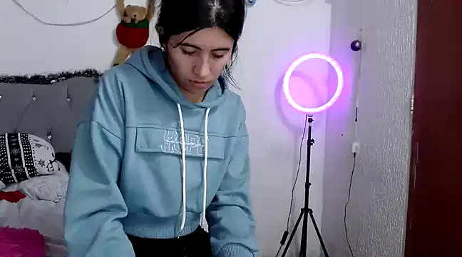 Yeimy sweetf online show from 12-05-24, 02:42