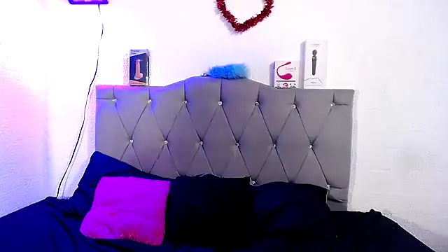 Yeimy sweetf online show from 02-15-25, 01:31