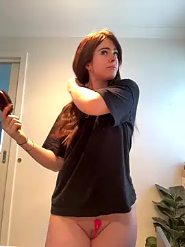 aus queen online show from 11-28-25, 12:02