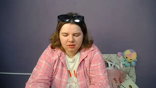 so shy online show from 05-18-26, 06:52