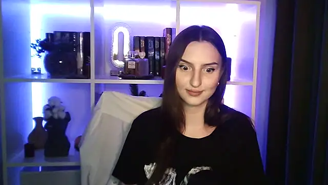 X Alisa online show from 04-14-26, 06:47