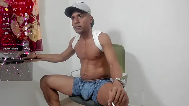 Snapshot of maik__alen chatting on 07-17-26, 04:12 maik alen online show from 07-17-26, 04:12