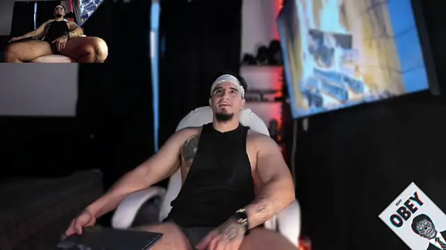 Snapshot of kingbear777 chatting on 03-20-25, 10:32 kingbear777 online show from 03-20-25, 10:32