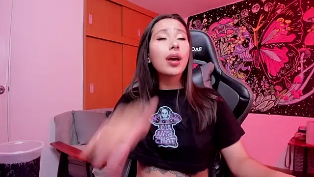 aciddollhell online show from 02-07-26, 01:09