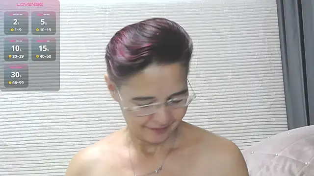 StaceyDarling online show from 11-29-25, 06:44