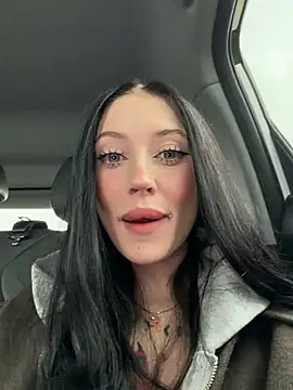 Snapshot of Melissa_crazy chatting on 05-28-26, 04:04 Melissa crazy online show from 05-28-26, 04:04