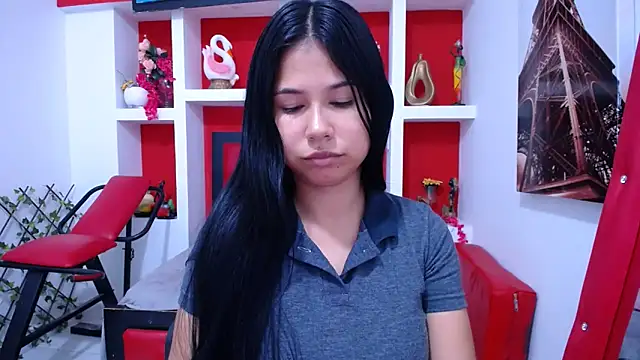 Letty Plugxo online show from 10-06-25, 12:24