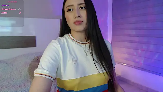 PiaSmile online show from 06-18-26, 12:44
