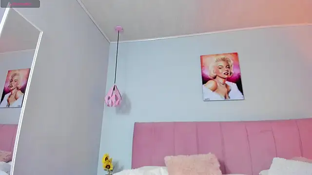 Snapshot of ScarletGV chatting on 01-15-25, 10:38 ScarletGV online show from 01-15-25, 10:38